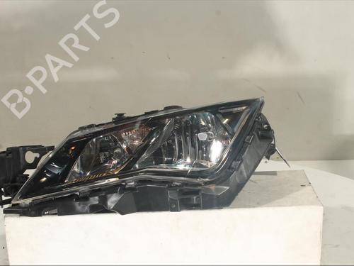 Used Left headlight SEAT ATECA (KH7, KHP) 2.0 TDI (110 hp) 32354826