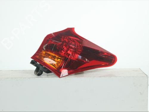 Used Right taillight Right taillight 37226927 37226927