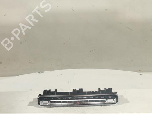 Used Climate control Climate control MERCEDES-BENZ A-CLASS (W177) A 200 (177.087) (163 hp) 19706263 19706263