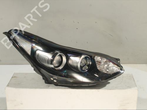 Faro derecho KIA SPORTAGE IV (QL, QLE) 2.0 CRDi (136 hp) 32333331