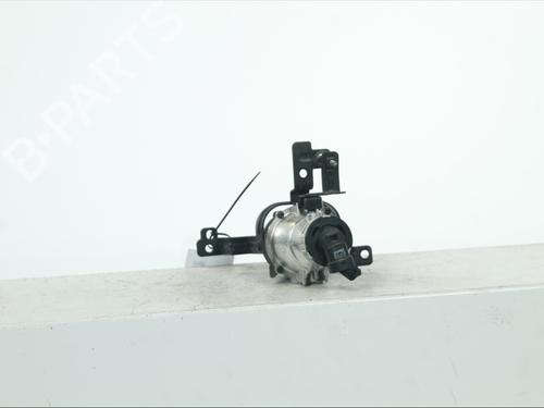 Right front fog light KIA STONIC (YB) 1.2 CVVT | BP36173557C31 - Image 2