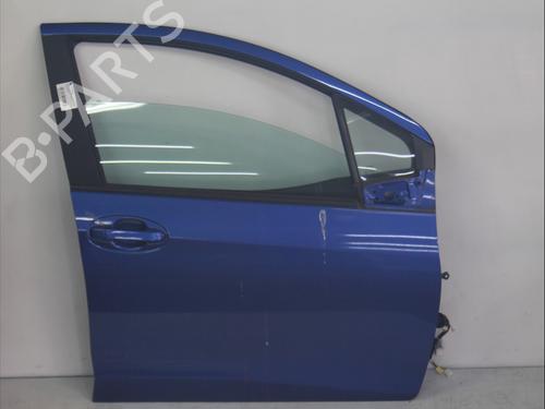 right-front-door-toyota-yaris-_p13_-2010-2011-2012-2013-2014-2015-2016-2017-2018-2019-2020-36819991 main image