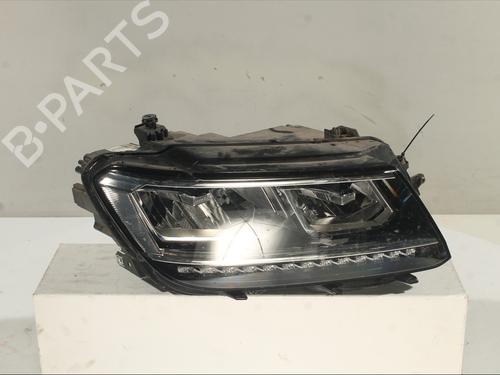 Used Right headlight VW TIGUAN (AD1, AX1) 2.0 TDI (150 hp) 32150828