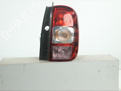 right-taillight-dacia-duster-hs_-2010-2011-2012-2013-2014-2015-2016-2017-2018-37862900 main image