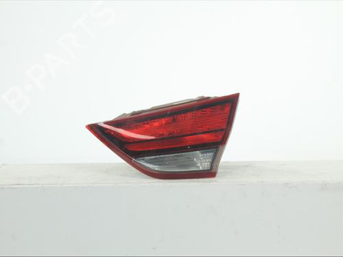 Achterlicht kofferdeksel achterklep rechts Achterlicht kofferdeksel achterklep rechts HYUNDAI i30 FASTBACK (PDE, PDEN) 1.0 T-GDI (120 hp) 35971096 35971096