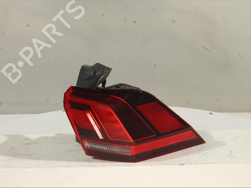 Used Right taillight VW TIGUAN (AD1, AX1) 2.0 TDI (150 hp) 32150836