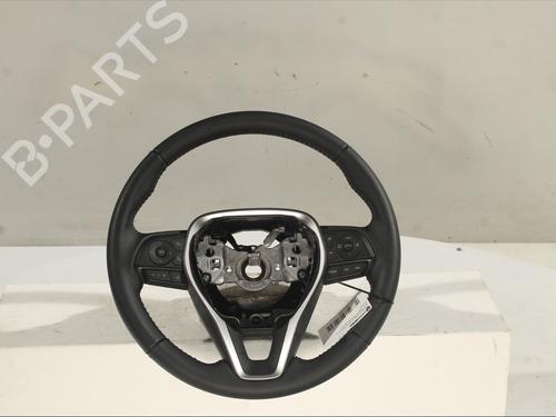 Used Steering wheel TOYOTA COROLLA Cross (ZVG1_, ZSG1_, MXGH1_, MXGA1_) 1.8 Hybrid (ZVG13) (140 hp) 31984780