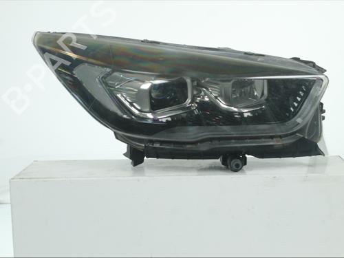 Used Right headlight Right headlight FORD KUGA II (DM2) 2.0 TDCi (150 hp) 35797845 35797845