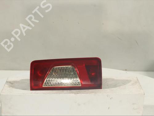 Used Right taillight Right taillight 15883965 15883965