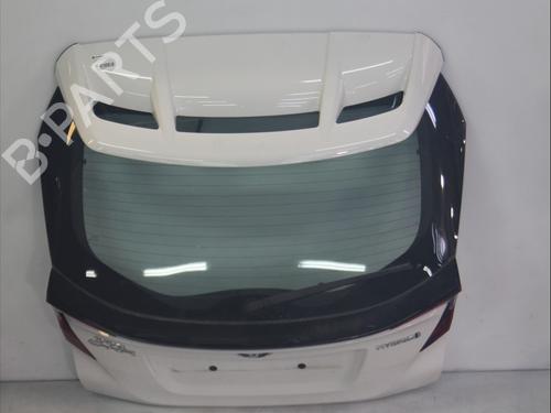 tailgate-toyota-c-hr-_x1_-2016-36367857 main image