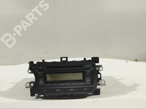 Used Radio TOYOTA YARIS (_P13_) 1.0 (KSP130_, KSP130) (69 hp) 11973035