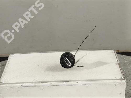 Used Headlight switch VW SCIROCCO III (137, 138) 2.0 TDI (140 hp) 11989391