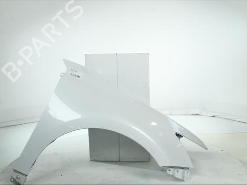 Used Right front fenders Right front fenders 37092834 37092834