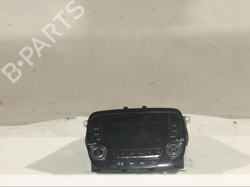 Used Radio Radio FIAT 500 C (312_) 1.2 (312CXA1A, 312AXA1A) (69 hp) 19143294 19143294