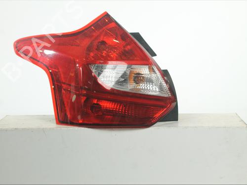 Achterlicht links Achterlicht links FORD FOCUS III 1.6 TDCi (115 hp) 37432916 37432916