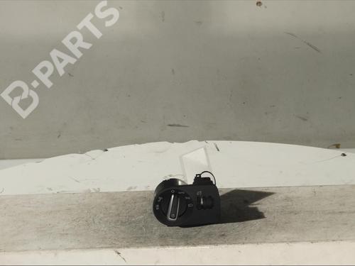 Used Headlight switch AUDI Q3 (8UB, 8UG) [2011-2020]  11984255