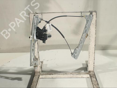 Used Front right window mechanism Front right window mechanism RENAULT MEGANE IV Hatchback (B9A/M/N_) 1.5 dCi 110 (B9A3) (110 hp) 19877552 19877552