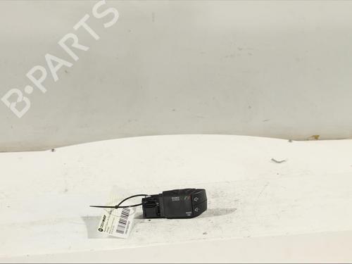 Used Switch RENAULT CAPTUR I (J5_, H5_) 1.2 TCe (J5AU) (132 hp) 11903696