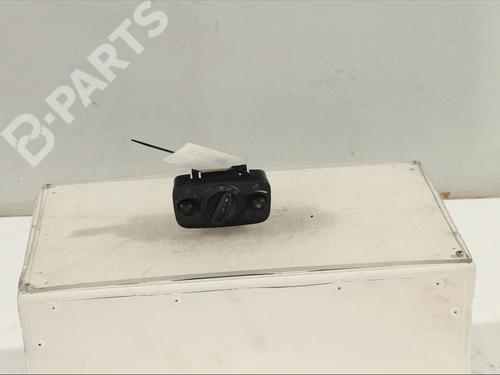 Used Headlight switch FORD FIESTA VI (CB1, CCN) [2008-2017]  11902856