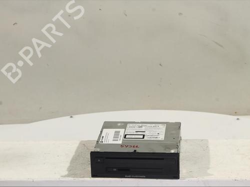 Used Radio AUDI A3 (8V1, 8VK) 1.6 TDI (105 hp) 26949325