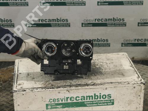 Used Climate control SUZUKI GRAND VITARA II (JT, TE, TD) 1.9 DDiS All-wheel Drive (JT419, TD44, JB419WD, JB419XD,... (129 hp) 11896264