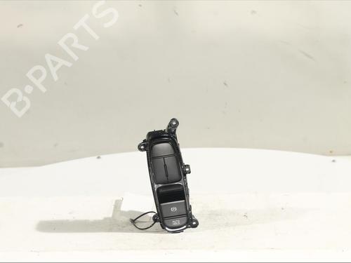 hand-brake-kia-niro-i-de-2016-2017-2018-2019-2020-2021-2022-26408993 main image