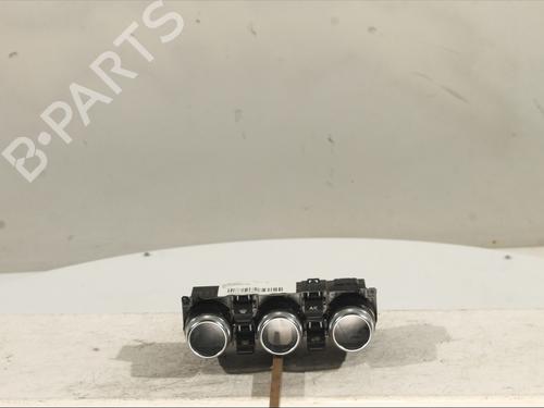 Used Climate control Climate control DACIA DUSTER (HM_) 1.3 TCe 150 (HMM3) (150 hp) 28350446 28350446