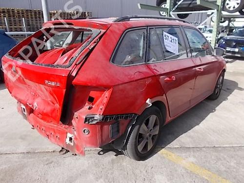 Brugte SKODA FABIA III Estate (NJ5)  1.2 TSI  4554316