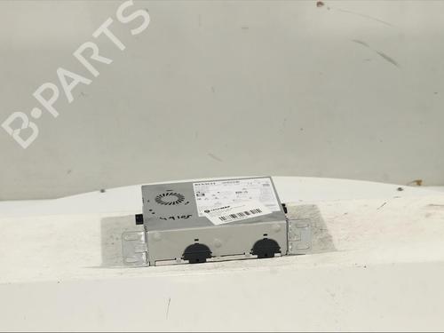 Used Radio Radio RENAULT CLIO V (B7_) 1.0 LPG (B7MT) (91 hp) 11984723 11984723