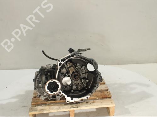 Used Gearbox VW POLO V (6R1, 6C1) 1.6 TDI (90 hp) 30189015