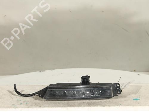 right-front-fog-light-honda-hr-v-rv-2021-29462552 main image
