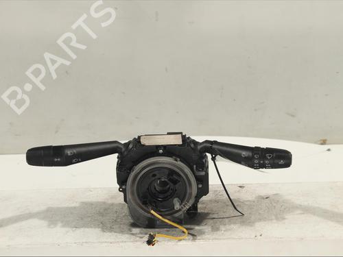 steering-column-stalk-fiat-500x-334_-07356374140-0000735750486-2014-11983349 main image