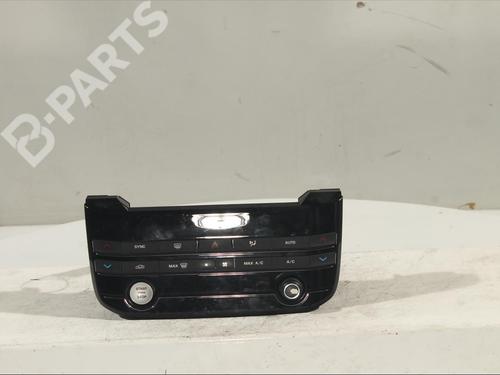 Used Climate control JAGUAR XE (X760) [2015-2025]  11990718