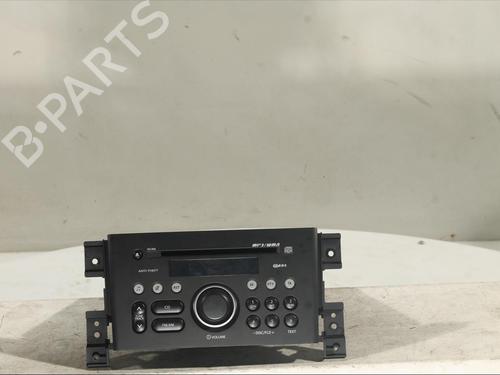 Used Radio Radio SUZUKI GRAND VITARA II (JT, TE, TD) 1.9 DDiS All-wheel Drive (JT419, TD44, JB419WD, JB419XD,... (129 hp) 17208422 17208422