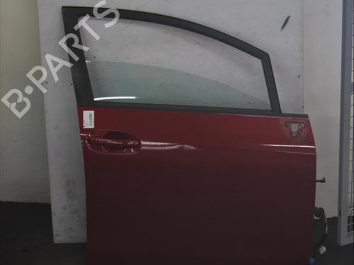Used Right front door Right front door 19143188 19143188