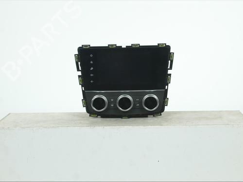 display-renault-kadjar-ha_-hl_-2015-39756606 main image
