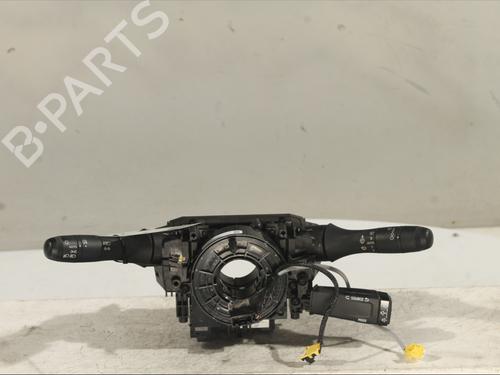 steering-column-stalk-renault-arkana-i-lcm_-ldn_-2019-29470094 main image
