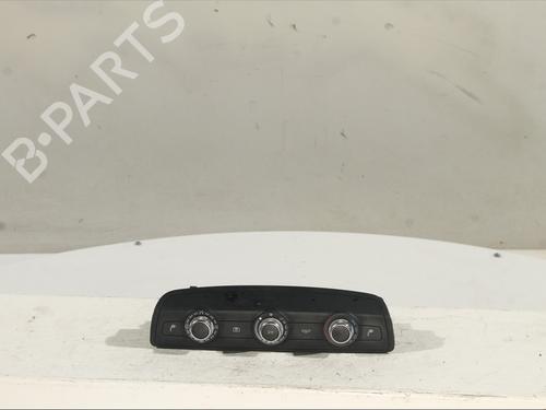 climate-control-audi-a3-limousine-8vs-8vm-2013-2014-2015-2016-2017-2018-2019-2020-2021-32100588 main image