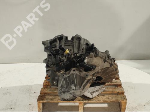 Gearbox VOLVO V40 Hatchback (525) T2 | BP11982863M3 