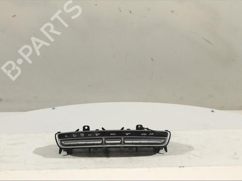 climate-control-mercedes-benz-v-class-w447-2014-32129773 main image