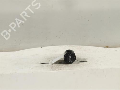 Used Headlight switch SEAT ATECA (KH7, KHP) 1.5 TSI (150 hp) 11981957