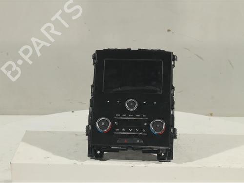 Used Display monitor Display monitor RENAULT MEGANE IV Hatchback (B9A/M/N_) 1.5 Blue dCi 115 (B9A6) (116 hp) 12235659 12235659