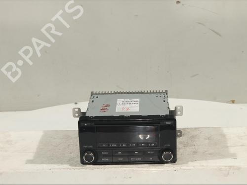 Used Radio Radio MITSUBISHI L200 / TRITON (KJ_, KK_, KL_) 2.4 DI-D 4WD (KJ0T) (154 hp) 11984939 11984939