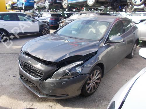 Used Parts VOLVO V40 Hatchback (525) D3 4184122