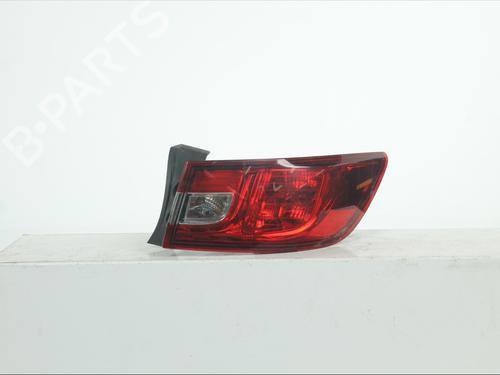 right-taillight-renault-clio-iv-bh_-2012-2013-2014-2015-2016-2017-2018-2019-2020-2021-35936581 main image