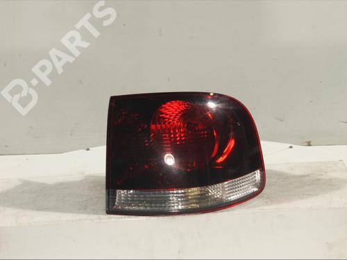 Used Right taillight VW TOUAREG (7LA, 7L6, 7L7) 3.0 V6 TDI (240 hp) 11909136