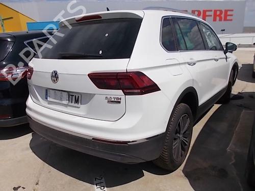 Brugte VW TIGUAN (AD1, AX1)  2.0 TDI 4motion  4773635