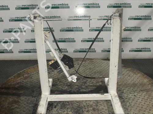 Used Front left window mechanism Front left window mechanism FIAT ULYSSE (179_) 2.0 (179BXA11, 179BXA1A) (136 hp) 12077407 12077407