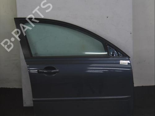 Used Right front door VOLVO S40 II (544) 2.0 D (136 hp) 13235112
