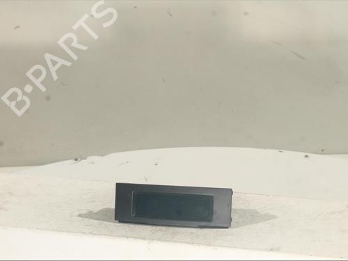 Used Display monitor Display monitor PEUGEOT 5008 (0U_, 0E_) 1.6 BlueHDi 120 (120 hp) 20715749 20715749